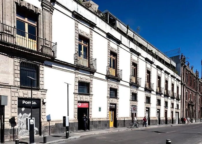Guau Camina Al Zócalo Rooftop, Vigilancia * México DF